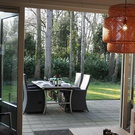 Huinerhofje 3 - Vrijstaand, Grote Tuin, Rust En Veel Privacy Nabij Uitgestrekte Bossen 別荘 プッテン