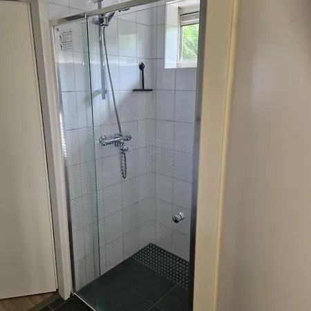 Huinerhofje 3 - Vrijstaand, Grote Tuin, Rust En Veel Privacy Nabij Uitgestrekte Bossen Casa de Férias