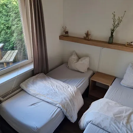 Huinerhofje 3 - Vrijstaand, Grote Tuin, Rust En Veel Privacy Nabij Uitgestrekte Bossen *