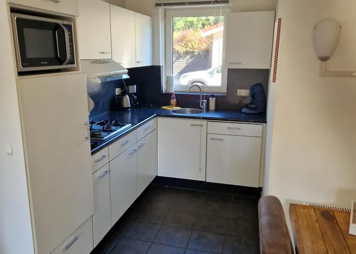 Huinerhofje 3 - Vrijstaand, Grote Tuin, Rust En Veel Privacy Nabij Uitgestrekte Bossen Dom wakacyjny Putten